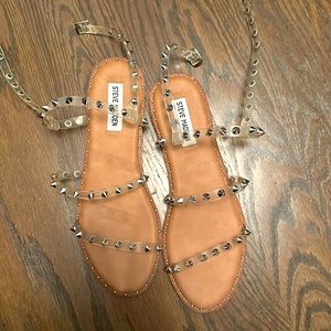 Steve Madden Transport Studded Strappy Sandal size 8.5